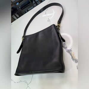 Vintage COACH Equestrian Slim Bucket Bag 9806 Shoulder Old Coach Black Leather